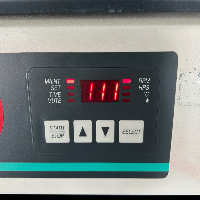 New Brunswick Innova 2100 Platform Shaker image 2